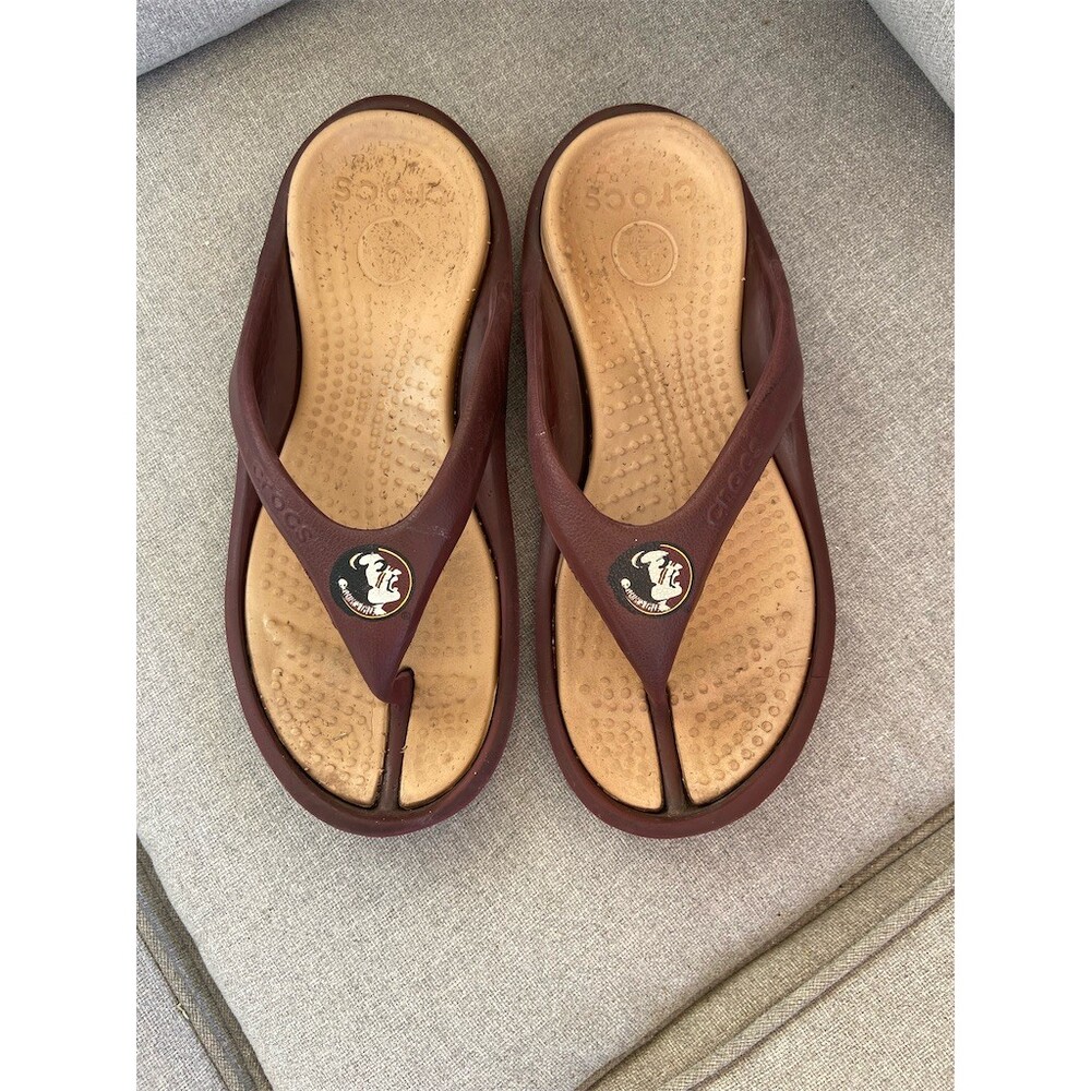 Crocs Florida State Seminoles FSU Modi Flip Thong Sandals Maroon Tan